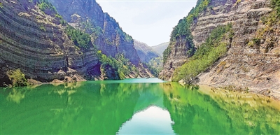 <p>　　　　老龍?zhí)毒皡^(qū)。</p>